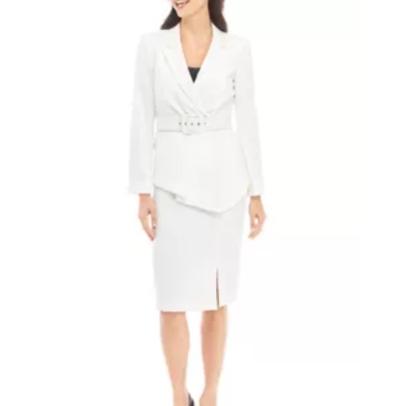 Tahari Dresses & Skirts - Tahari White Blazer and Skirt Set belted